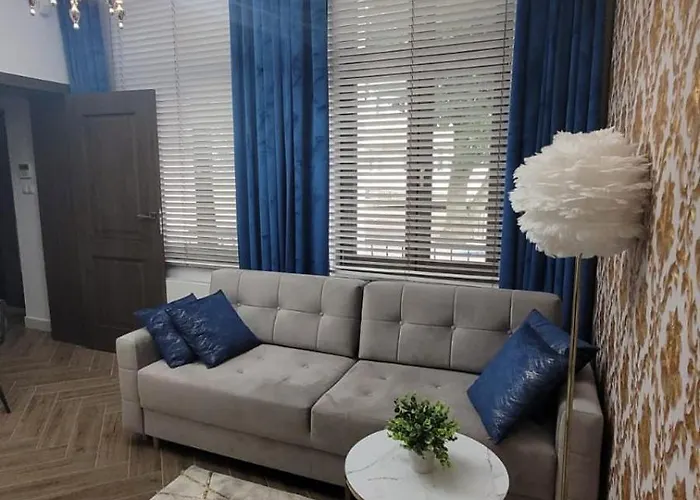 شقة Jaracza 28 Nr 3 *